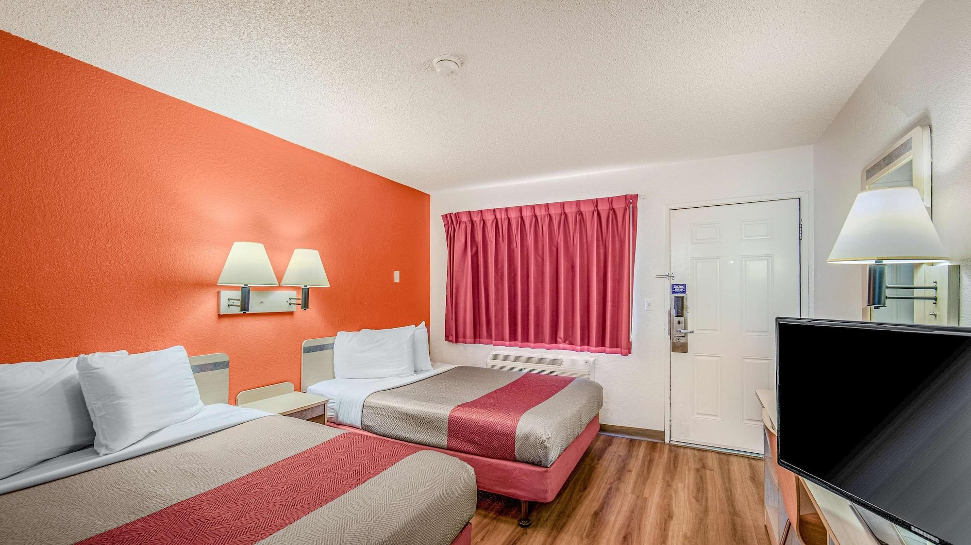 Motel 6-Eureka, Ca Redwood Coast Екстериор снимка