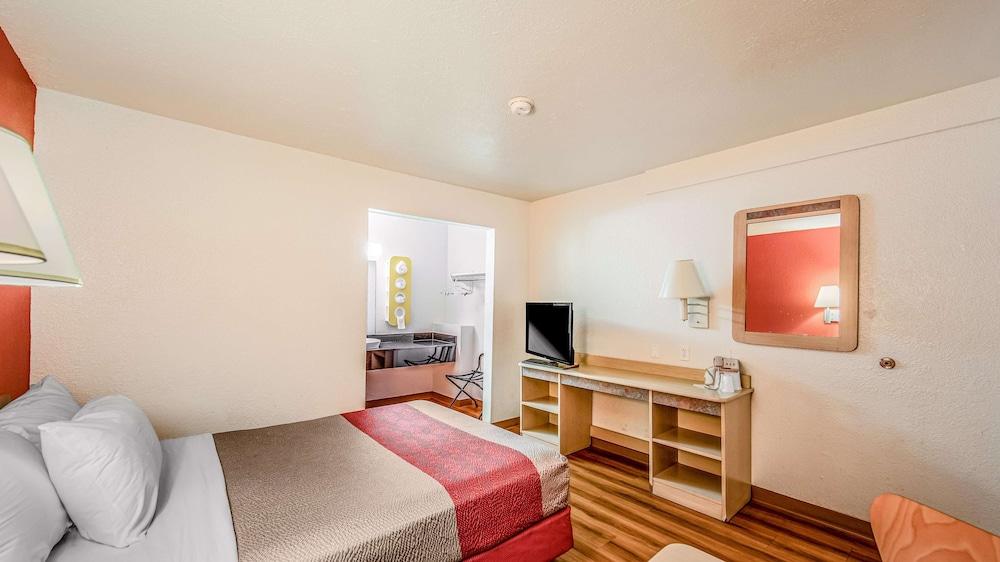 Motel 6-Eureka, Ca Redwood Coast Екстериор снимка