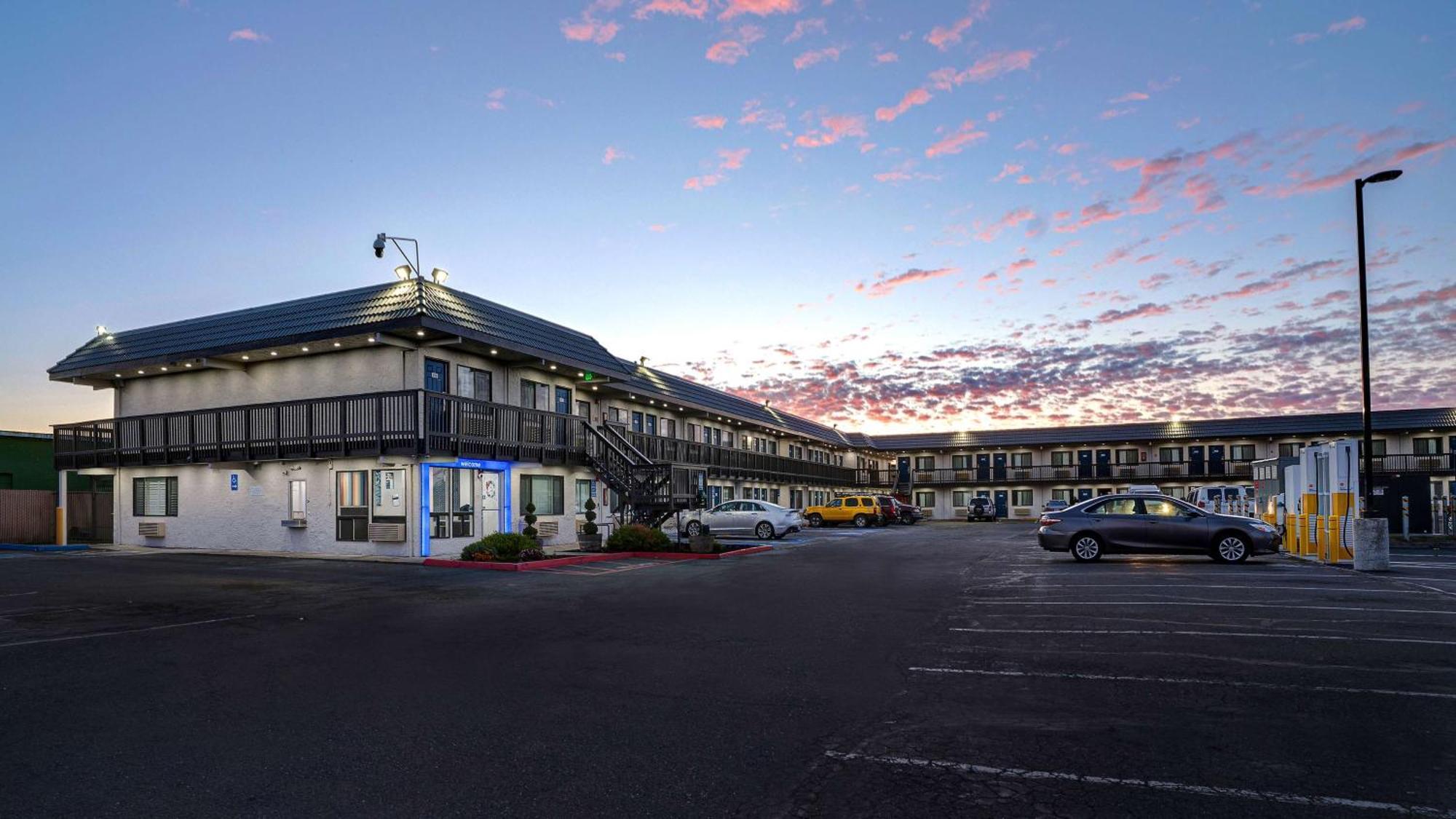 Motel 6-Eureka, Ca Redwood Coast Екстериор снимка